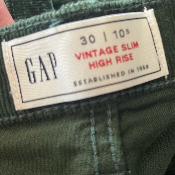 Gap Corduroy - Picture 4 of 4